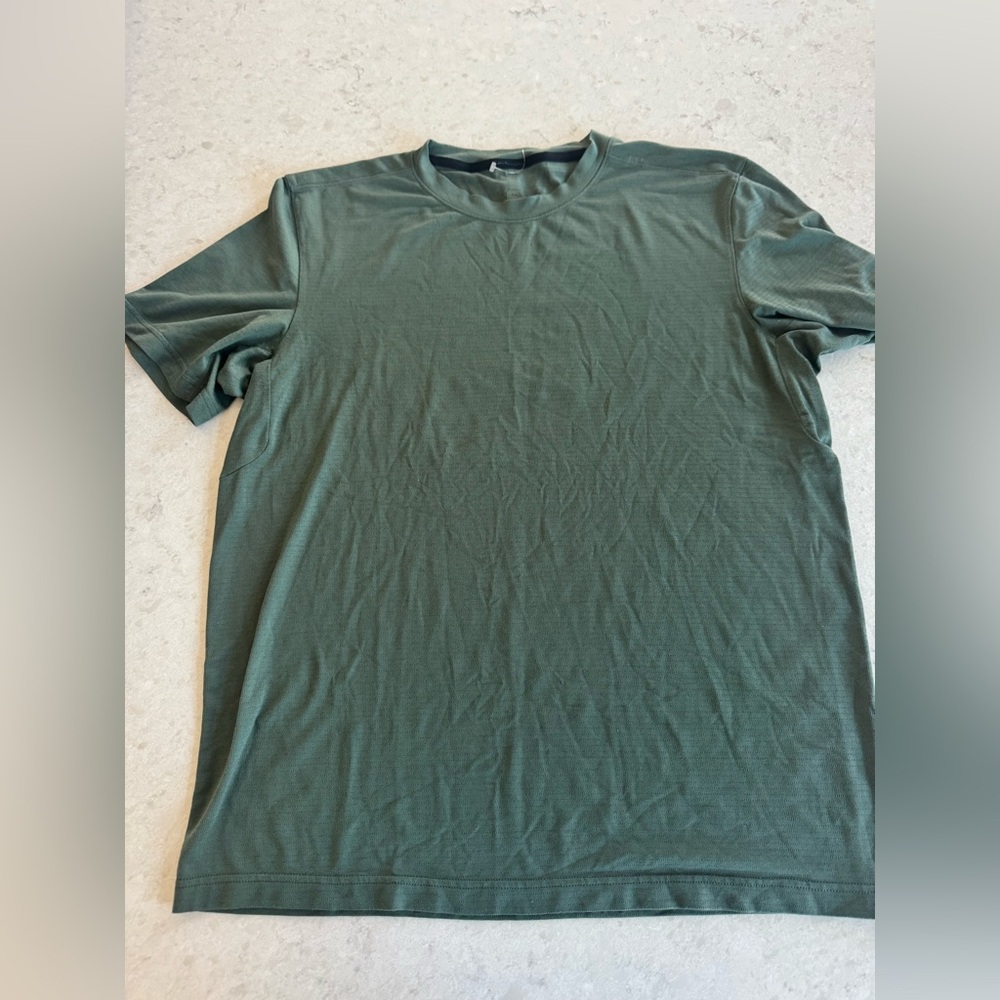 lululemon athletica Men's Crewneck T-Shirt L
